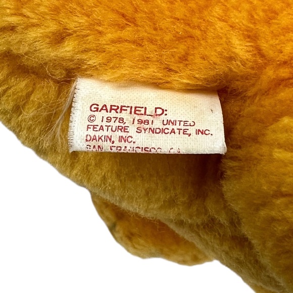 Garfield Plush Sitting Cat TAKE ME HOME FEED ME by Dakin 1978 1981 Vintage 5.5” - Picture 9 of 12
